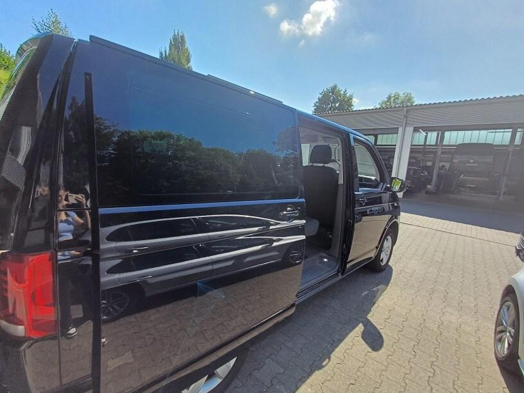 Volkswagen Caravelle