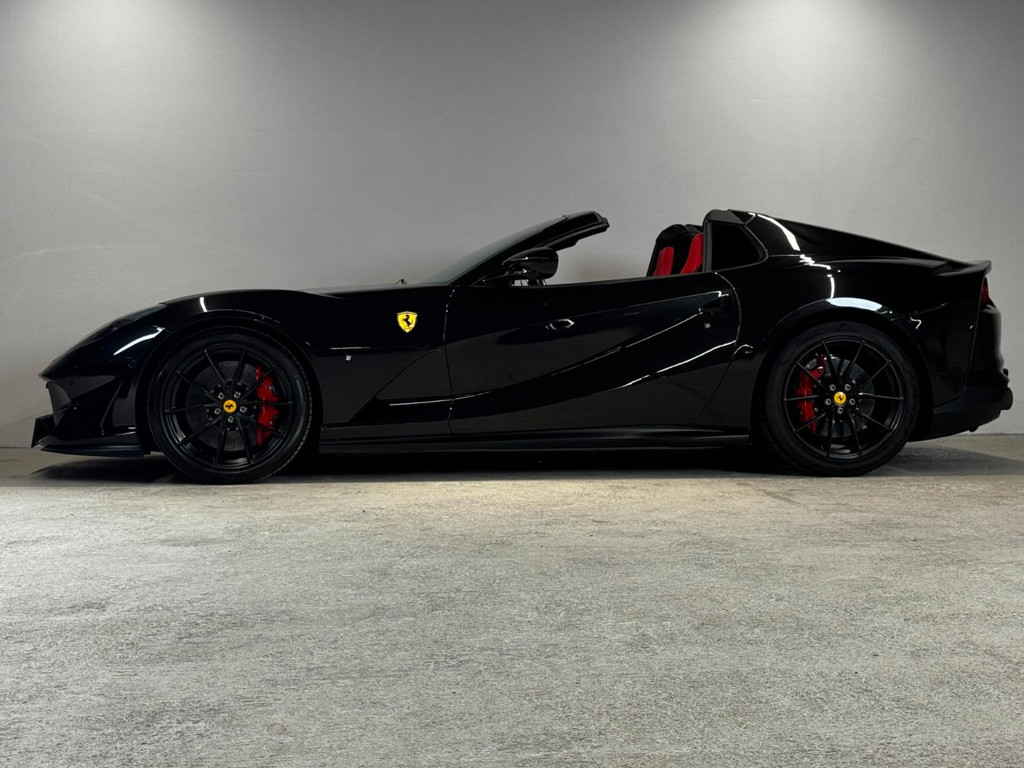 Ferrari 812