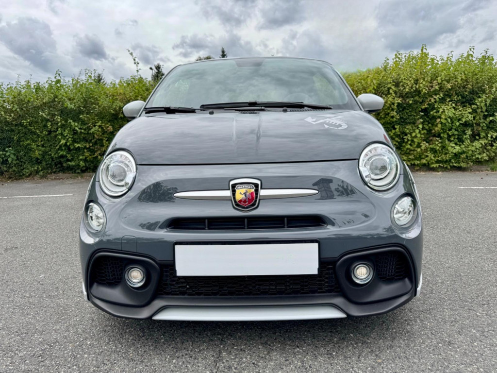 Abarth 695 70th Anniversario