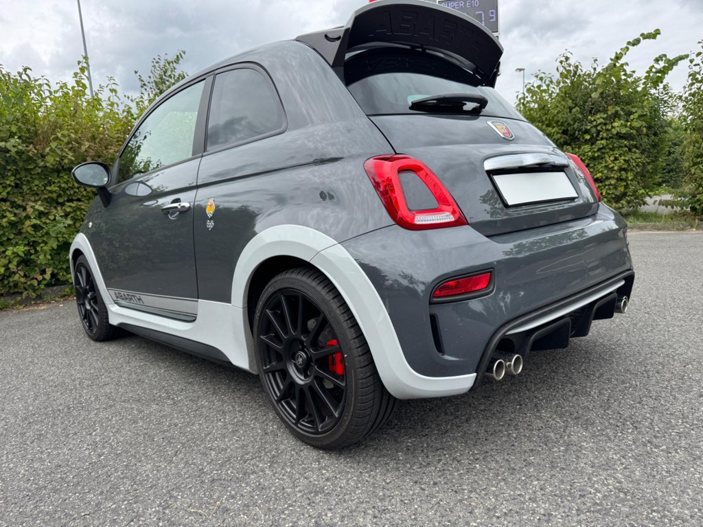 Abarth 695