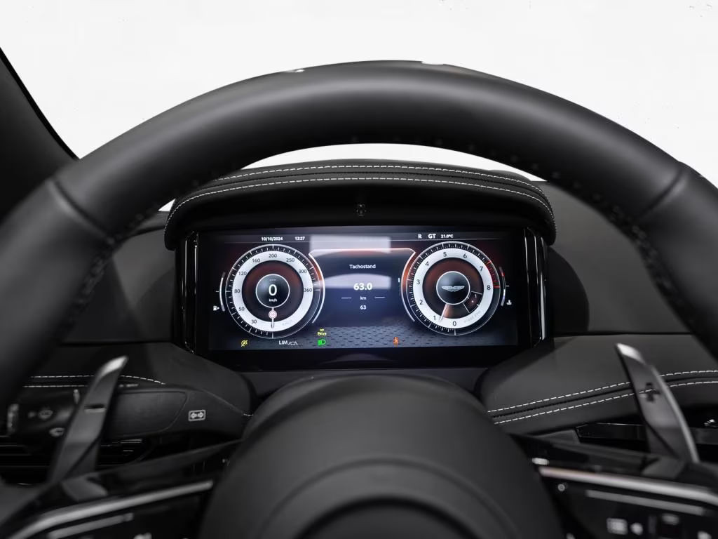 Aston Martin DB12