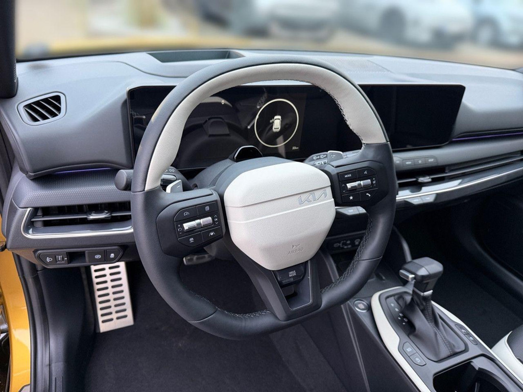 Kia K4