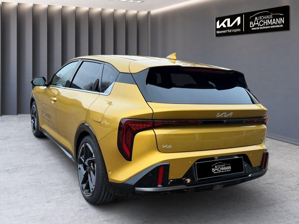 Kia K4