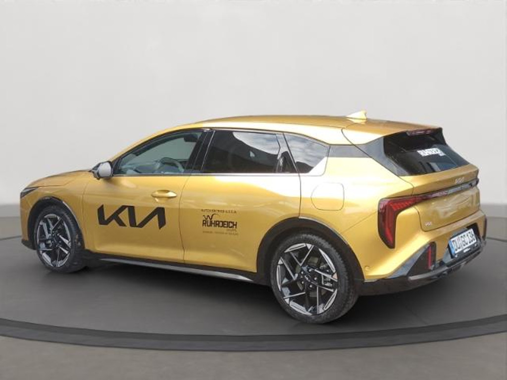 Kia K4