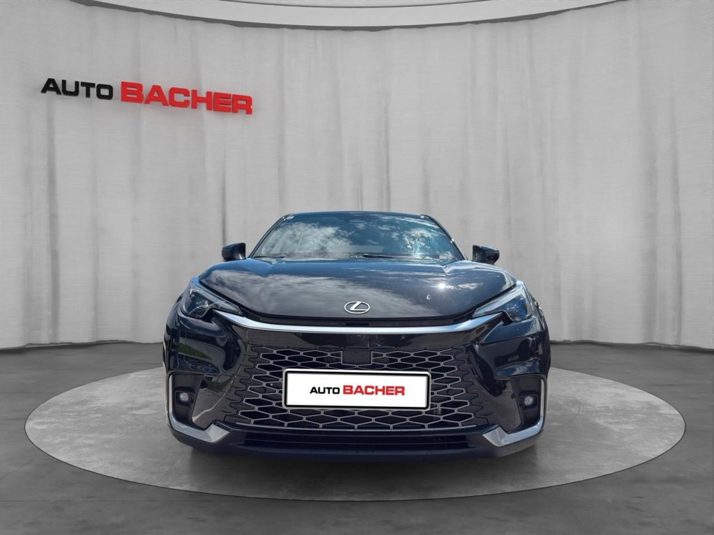 Lexus LBX