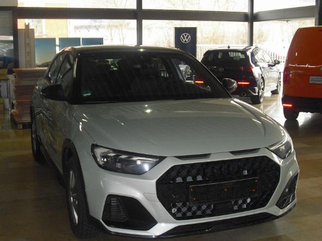 Audi A1 1.0 TFSI Allstreet