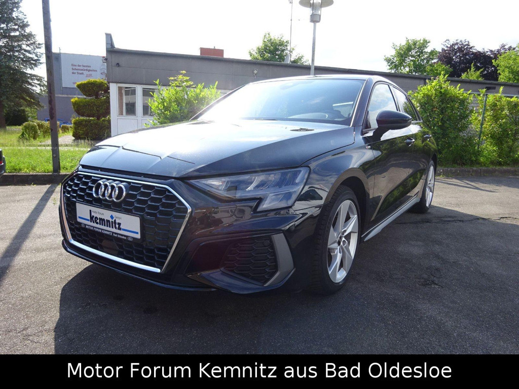 Audi A3 Sportback Sedan S-Line 30 TFSI