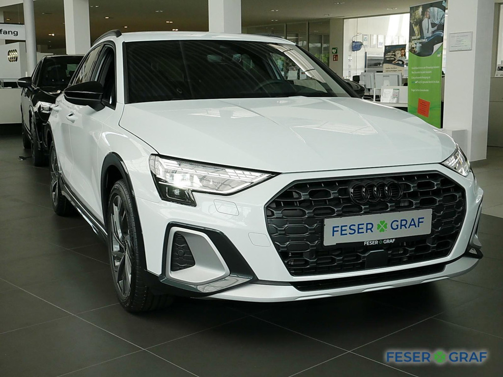 Audi A3 Sedan S-Tronic Hybride 40 TFSI