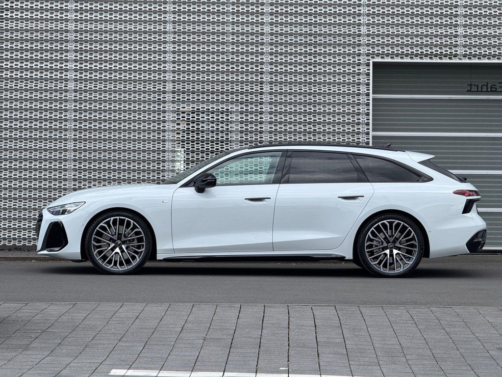 Audi A6 e-tron Avant Quattro S-Line