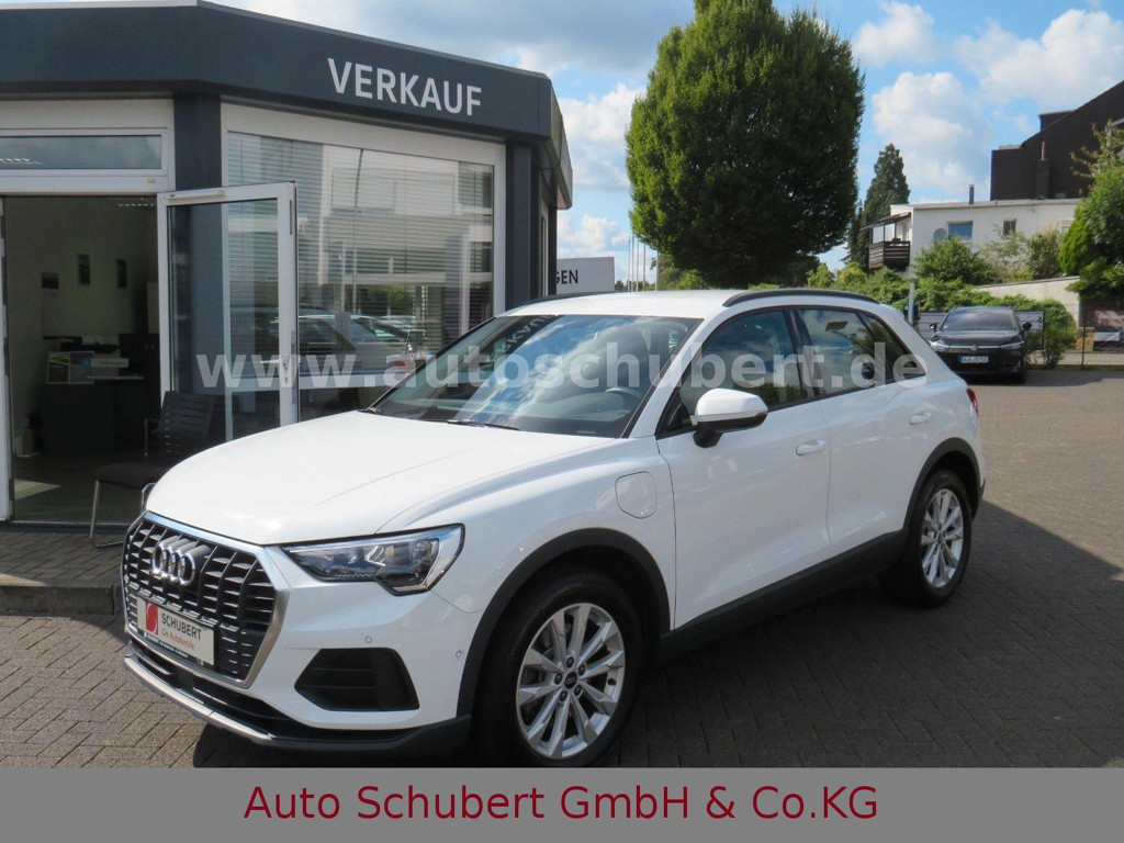Audi Q3 S-Tronic Hybride