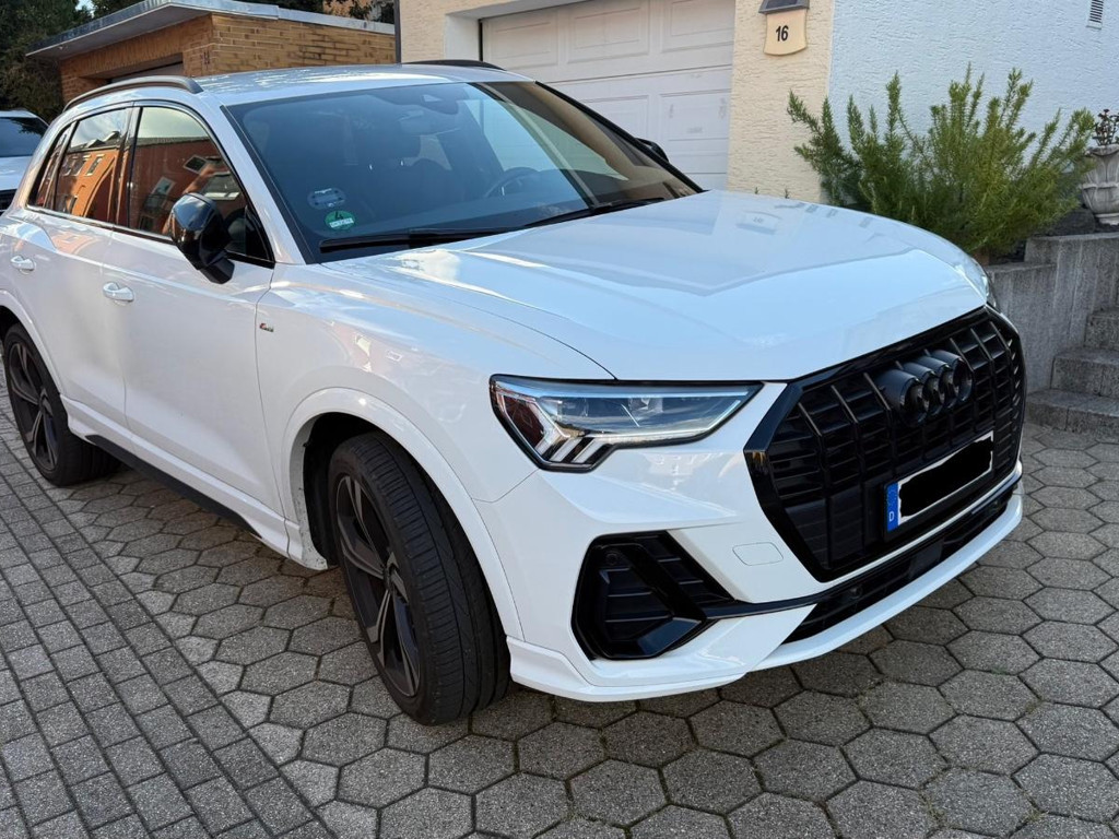 Audi Q3 S-Line 35 TFSI