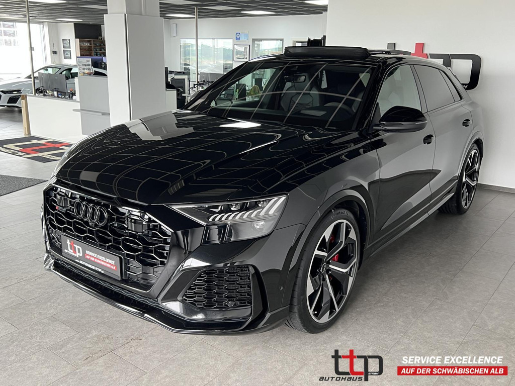 Audi RS Q8 KERAMIK Nachtsicht Pano AHK 360° B&O