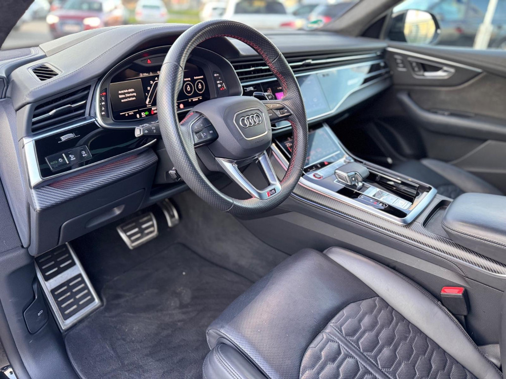 Audi RS Q8