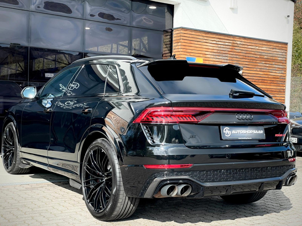 Audi RS Q8