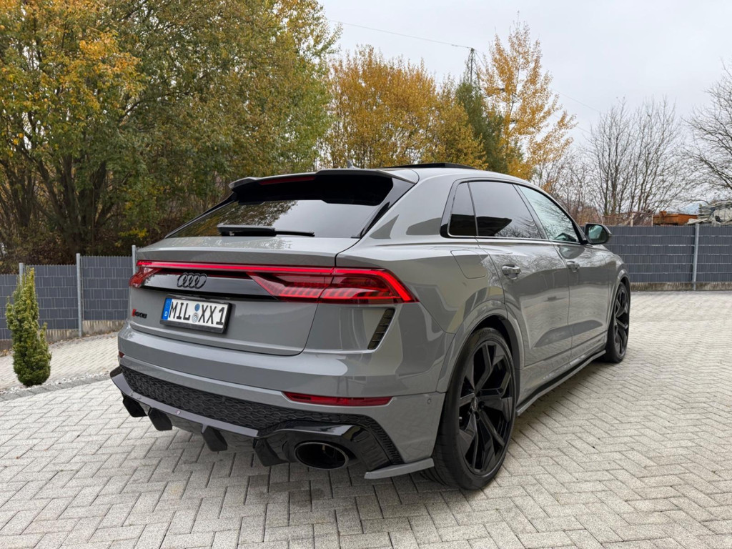 Audi RS Q8