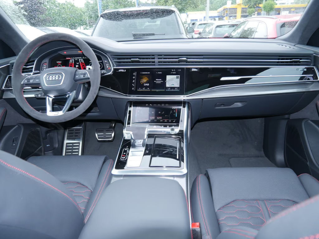 Audi RS Q8