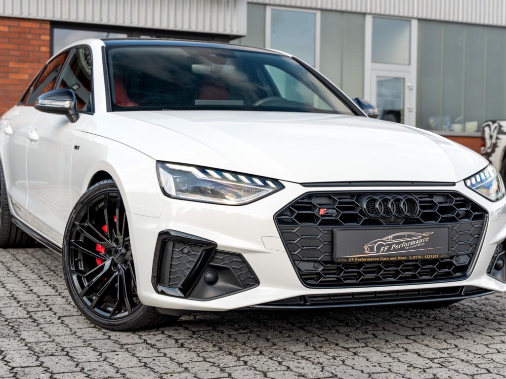 Audi S4 Sedan Quattro