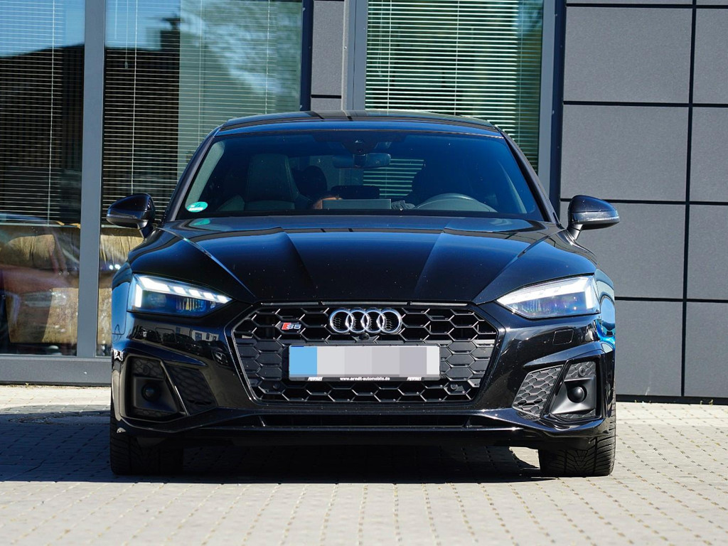 Audi S5