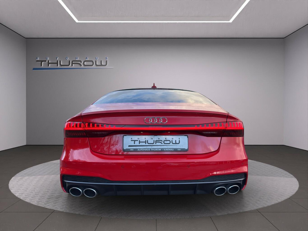 Audi S7