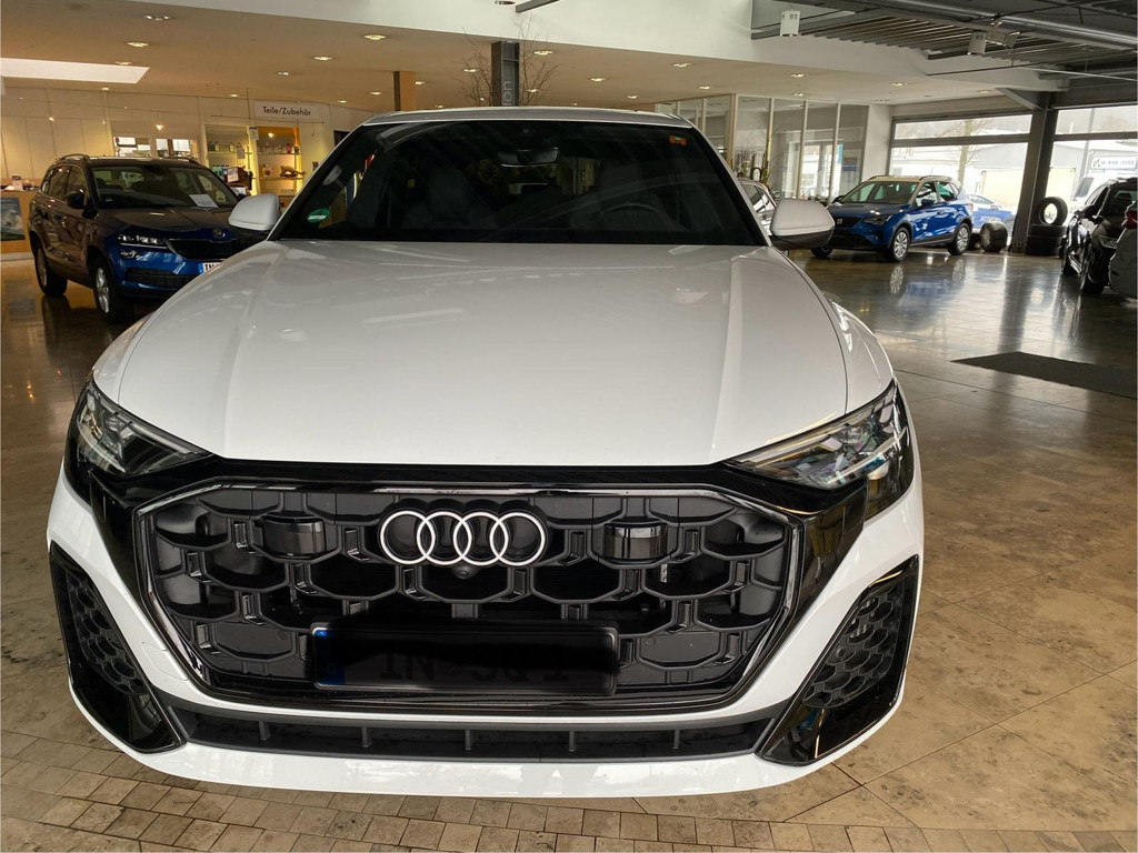 Audi SQ8