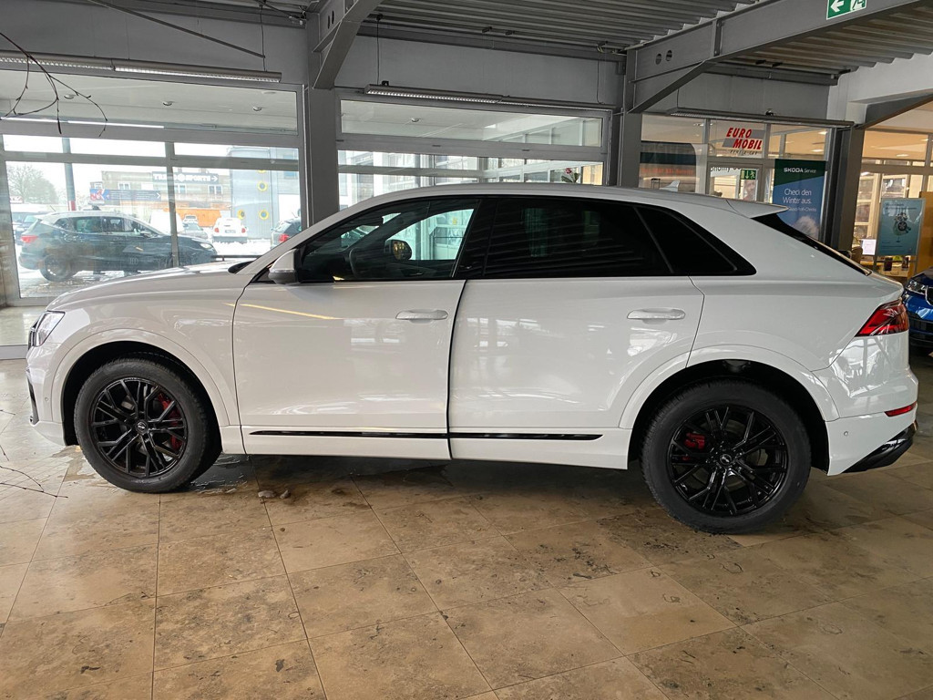 Audi SQ8
