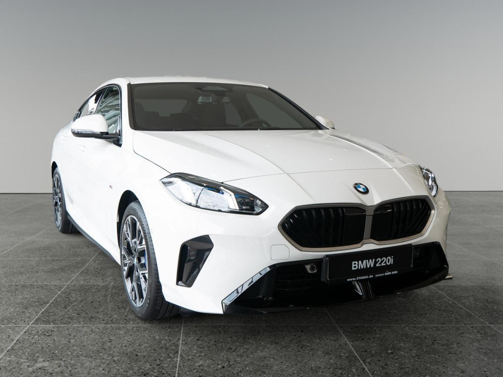 BMW 2 Serie 220 M-Sport Sedan