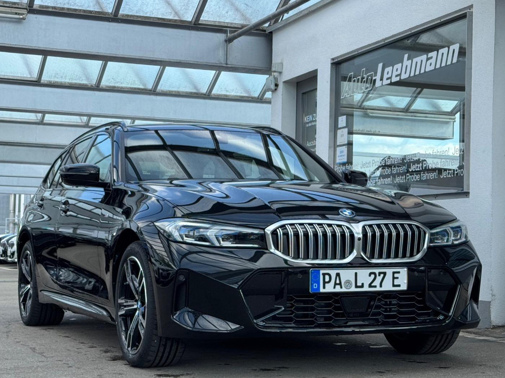 BMW 3 Serie 330 M-Sport xDrive Touring 330e
