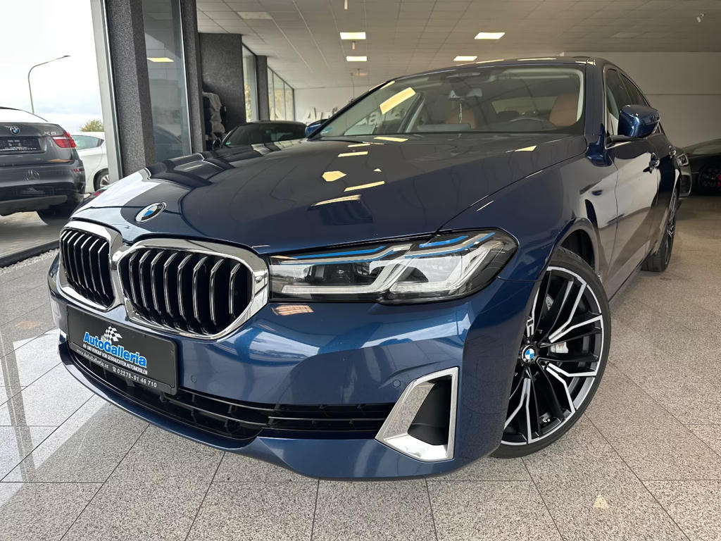 BMW 5 Serie 530 Luxury Line Sedan 530d