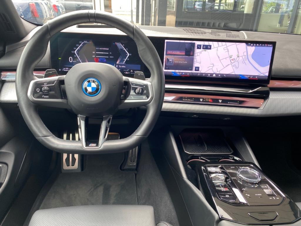 BMW 5 Serie 550 M-Sport xDrive Sedan