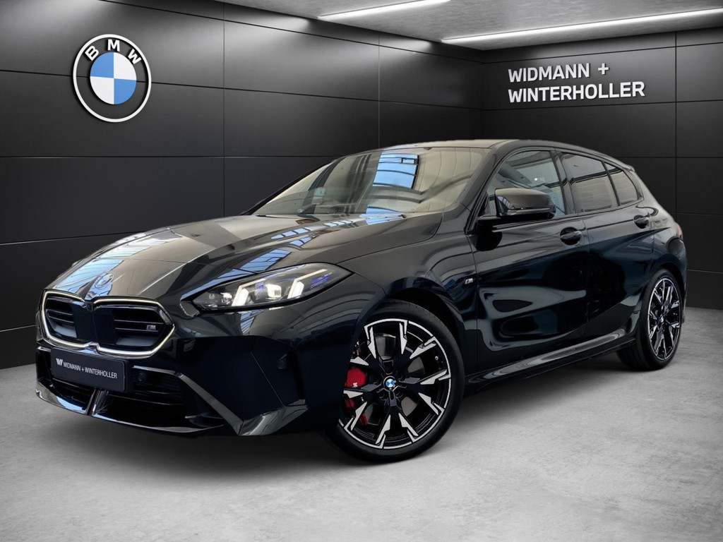 BMW 1 Serie 135 xDrive Sedan 5-deurs