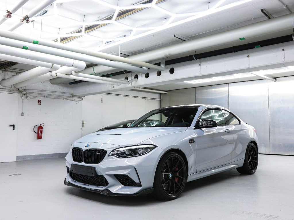 BMW M2 CS