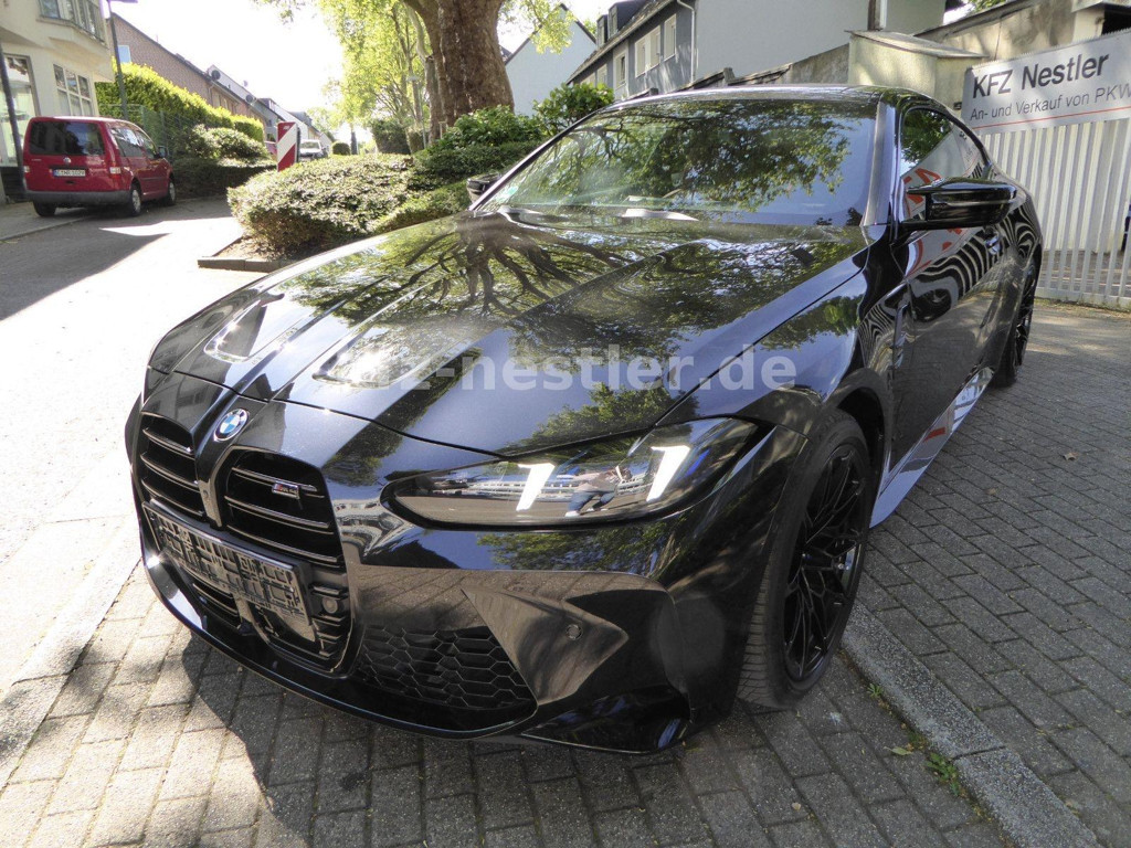 BMW M4 xDrive Competition