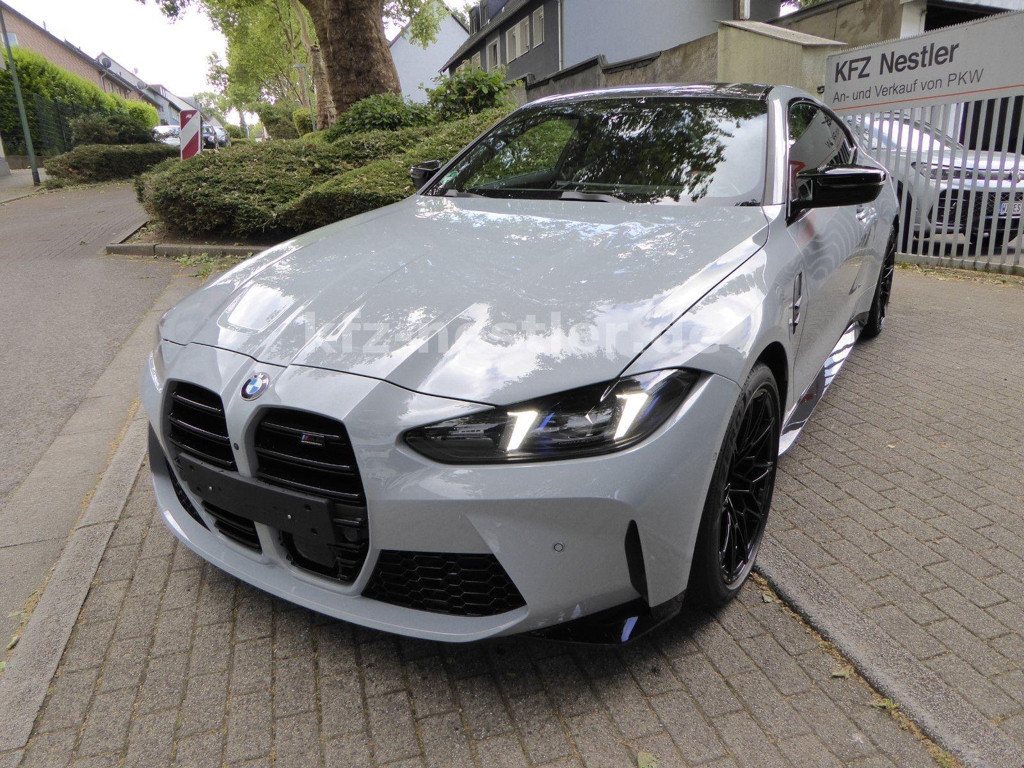 BMW M4 xDrive Competition