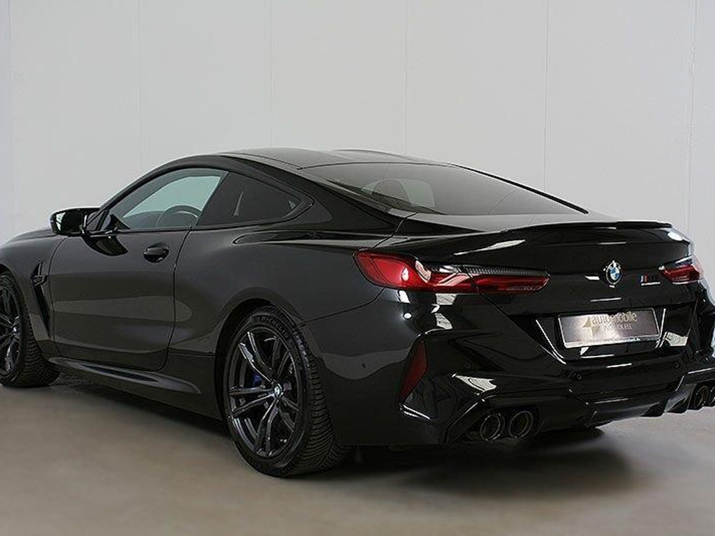 BMW M8