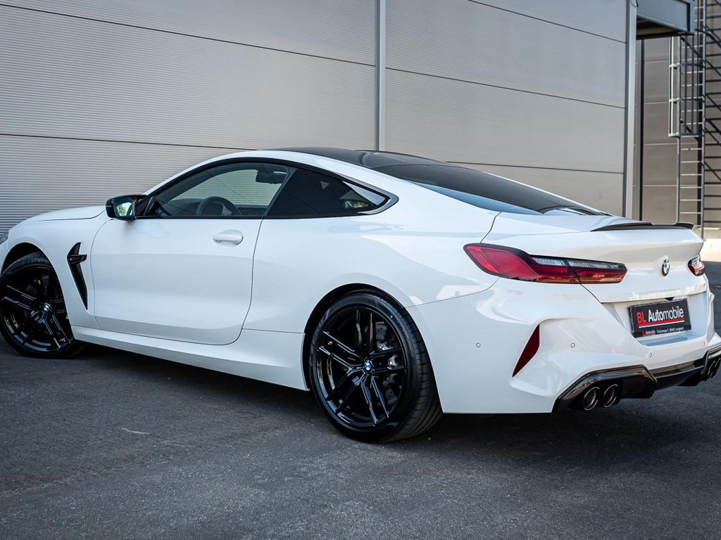 BMW M8