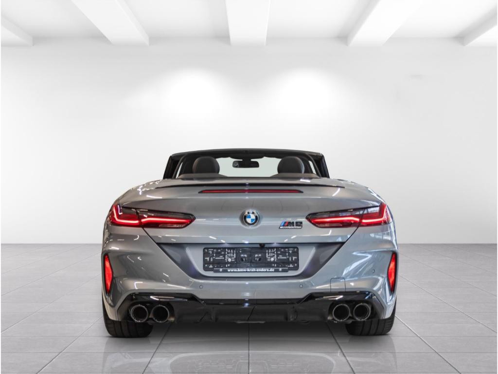 BMW M8
