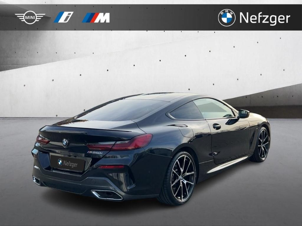 BMW M850