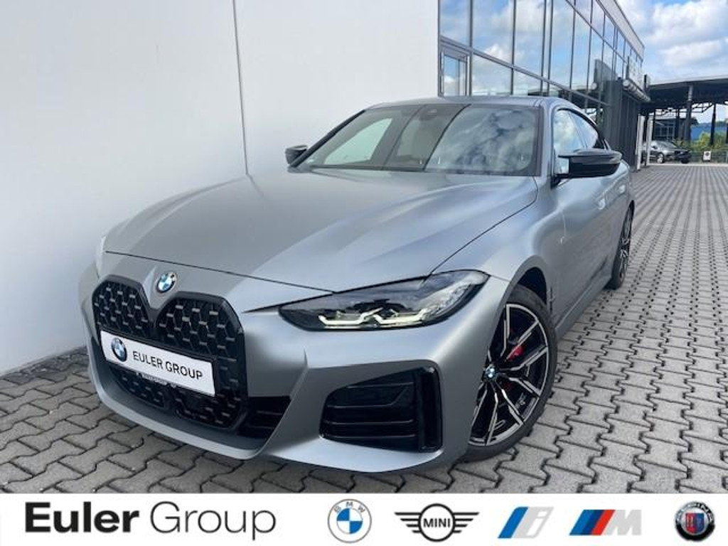 BMW M440 xDrive Coupé Gran Coupé Sedan M440i