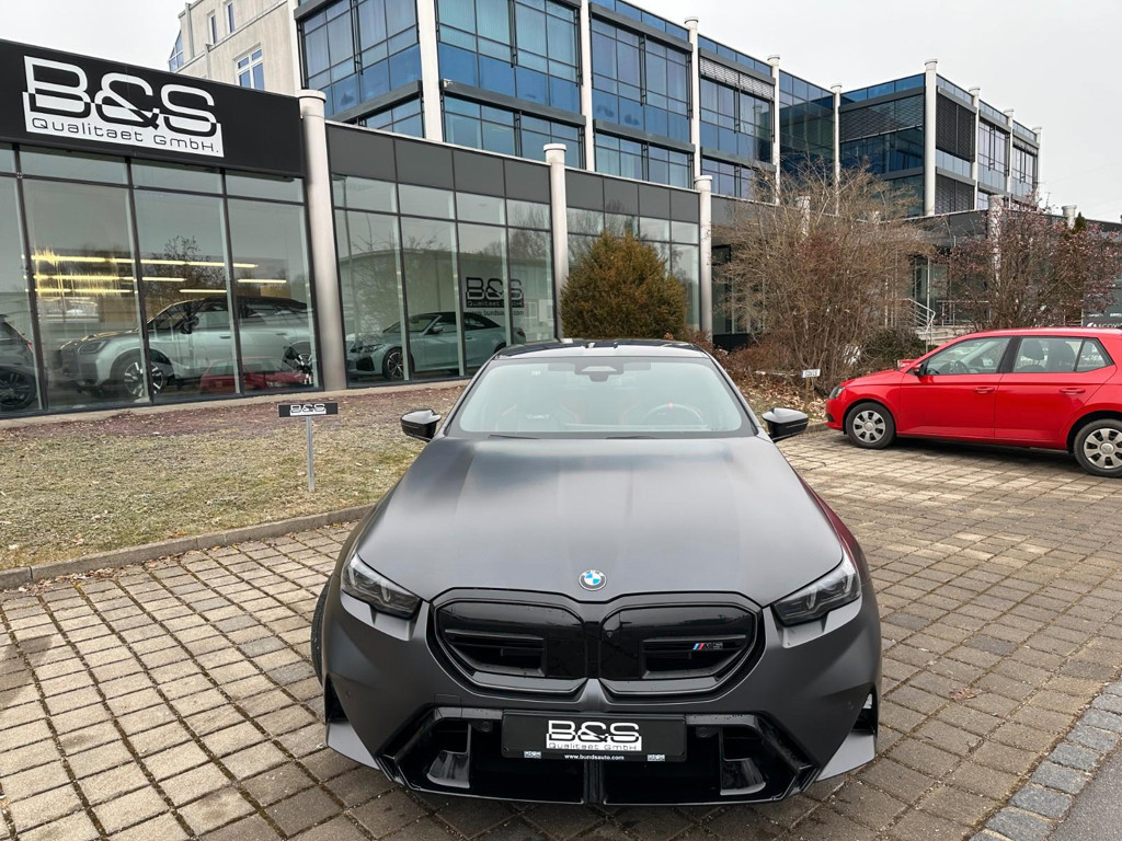 BMW M5