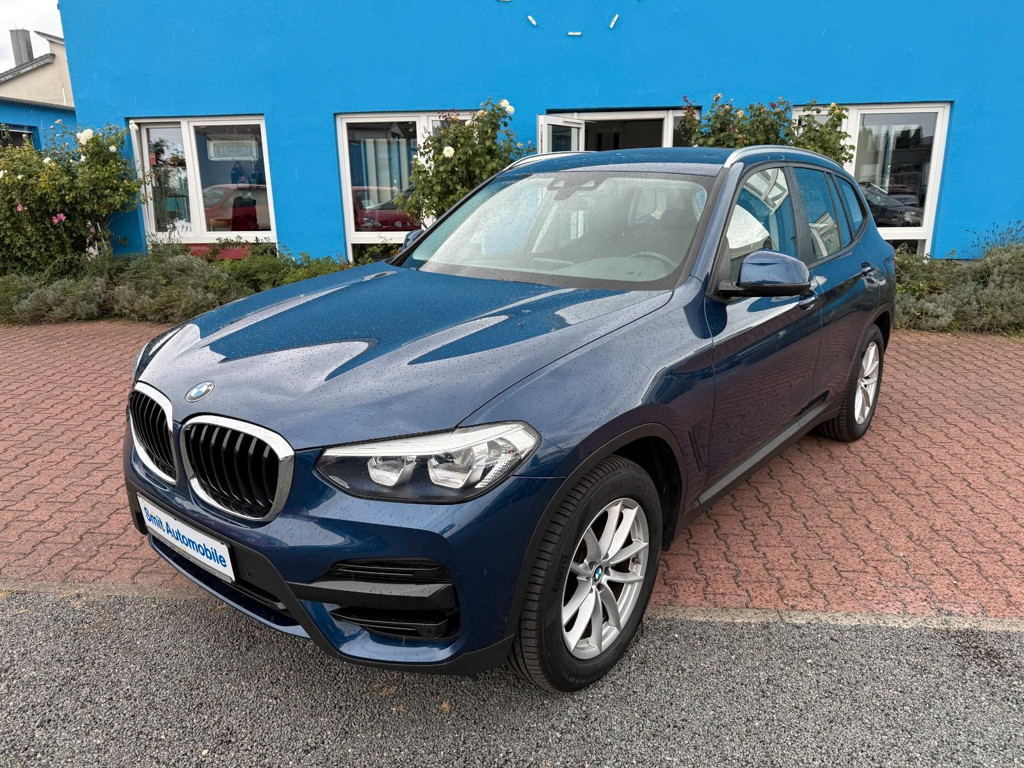 BMW X3 xDrive Advantage pakket