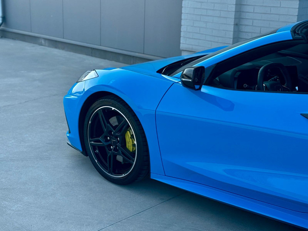 Corvette C8