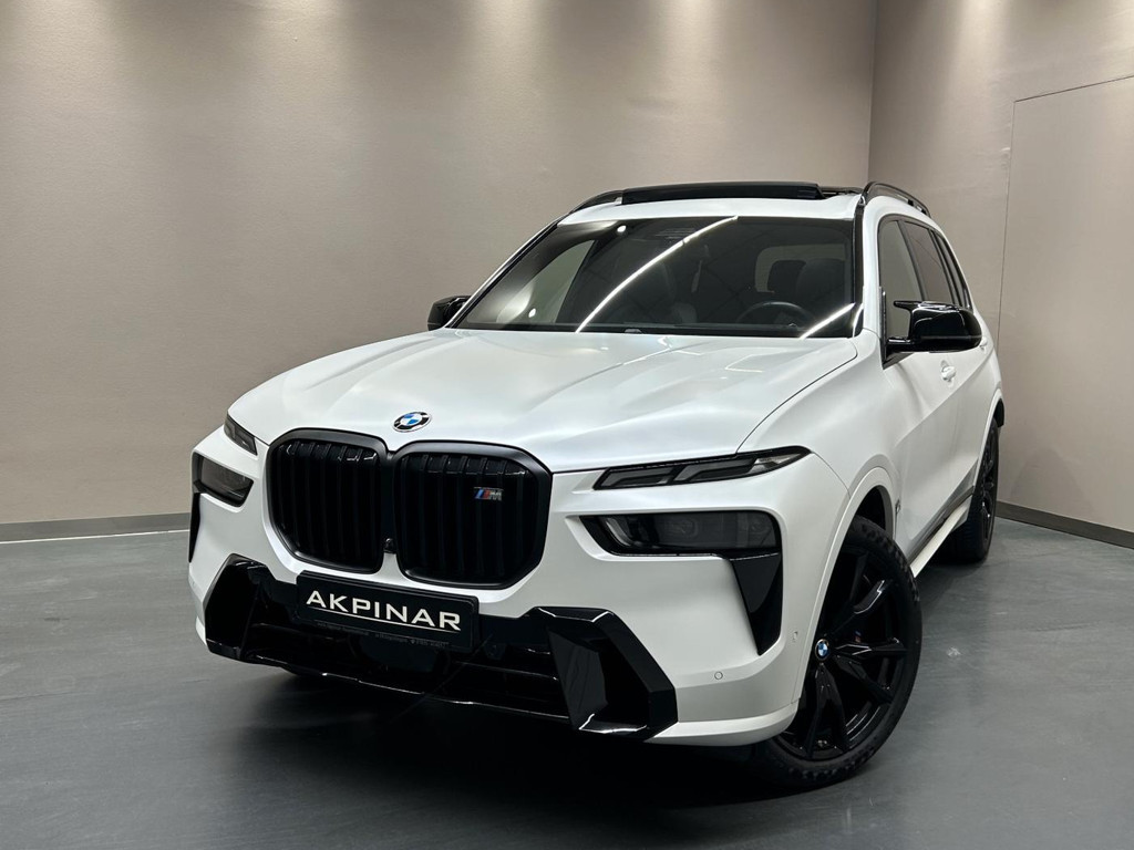 BMW X7 M60