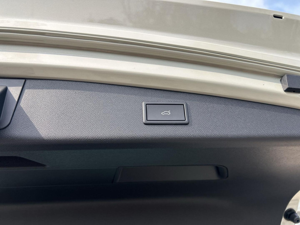 Cupra Leon Sportstourer 2.0 TSI VZ