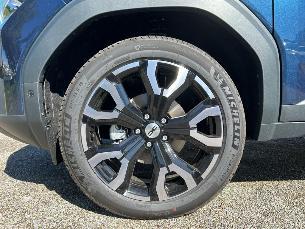 Dacia Bigster Hybrid 155