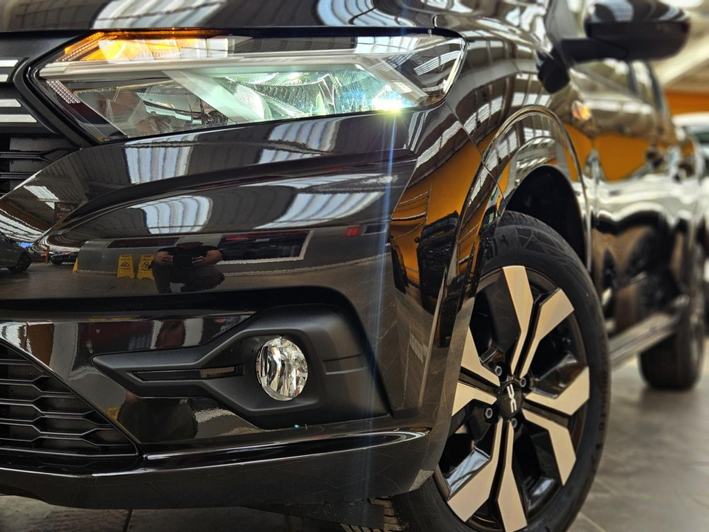 Dacia Sandero Tce Expression LED NSW Kamera 16"Alu ...