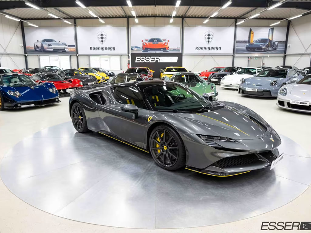 Ferrari SF90 Stradale Assetto Fiorano