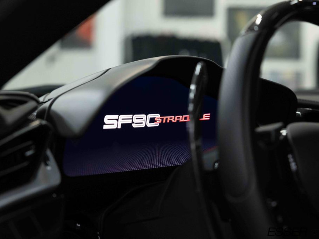 Ferrari SF90