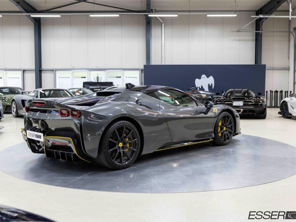 Ferrari SF90