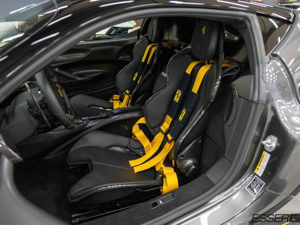Ferrari SF90