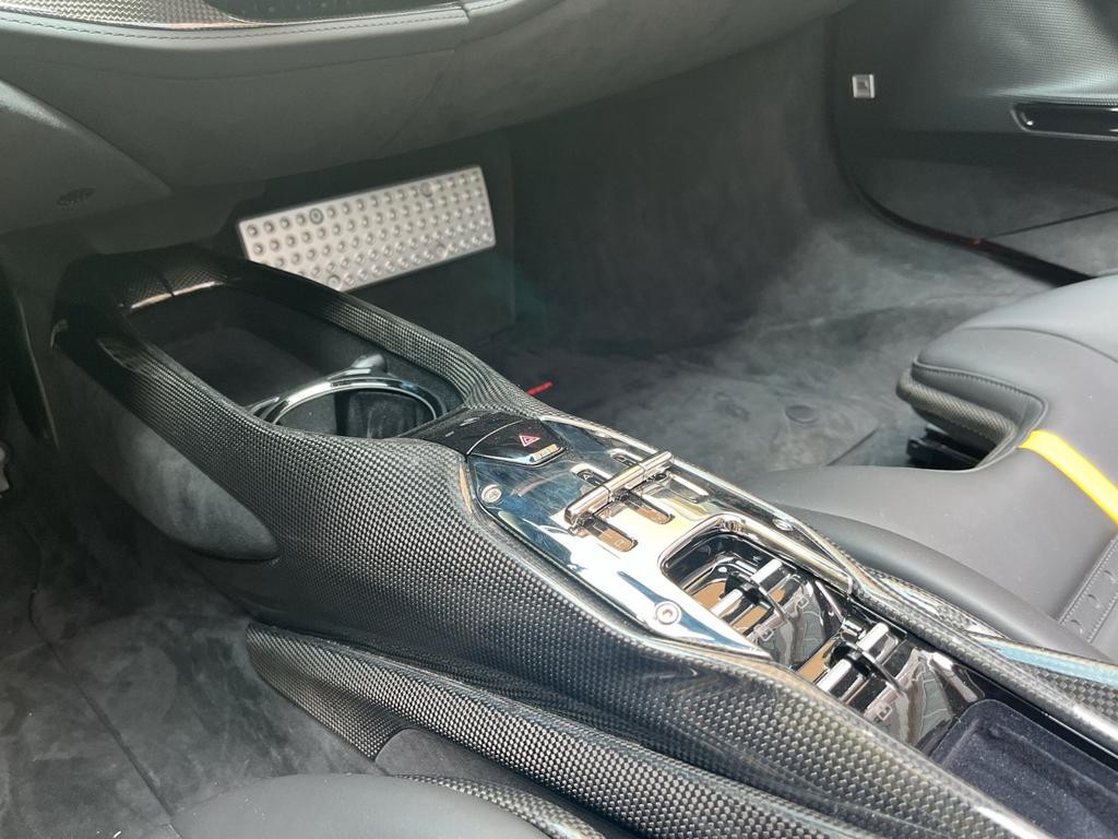 Ferrari SF90